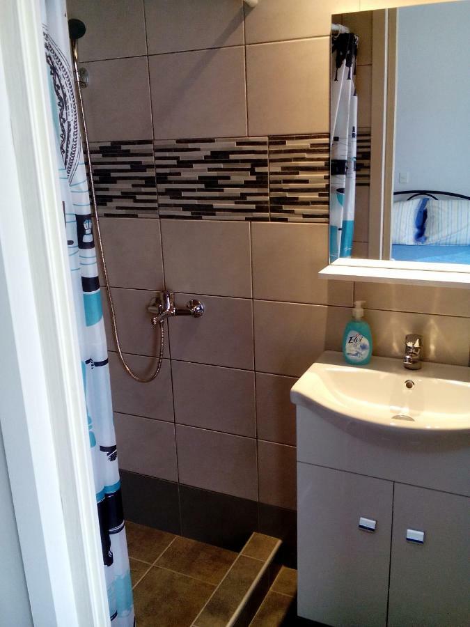 Iordanis Apartamento Nea Karvali Exterior foto